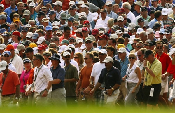 Golf-fans-