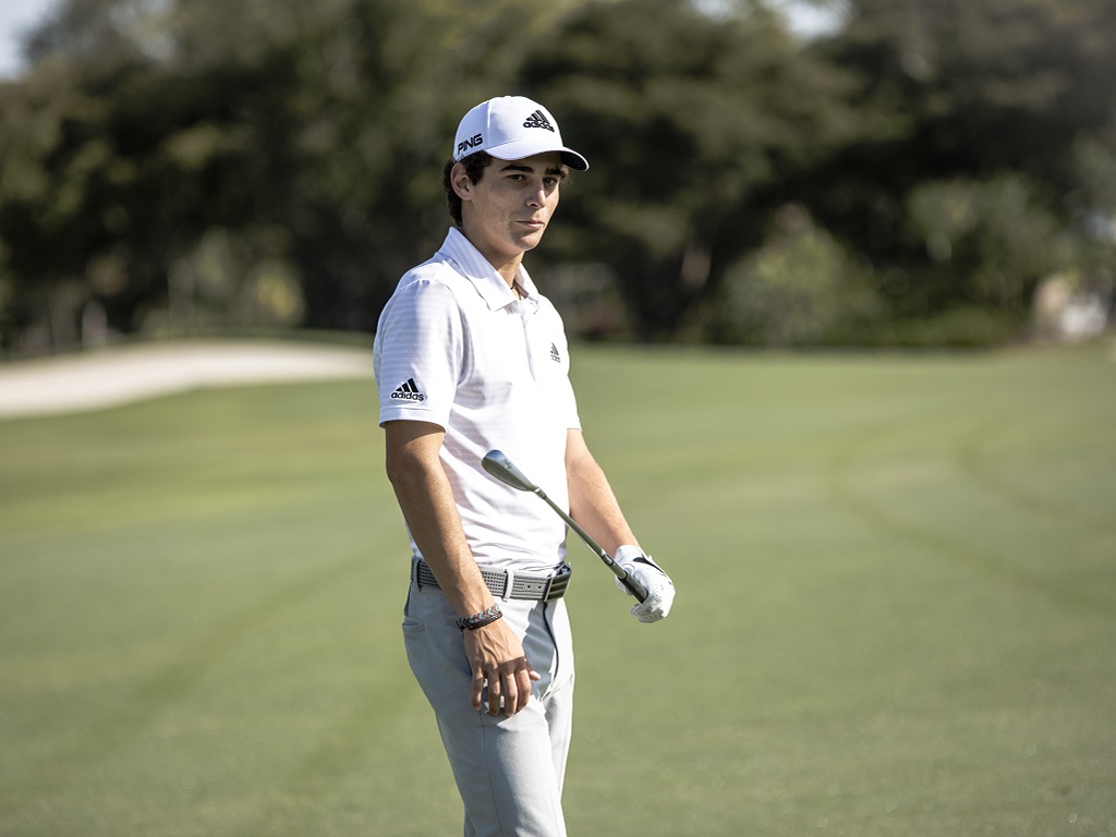 Top-ranked amateur Joaquin Niemann with Ping –