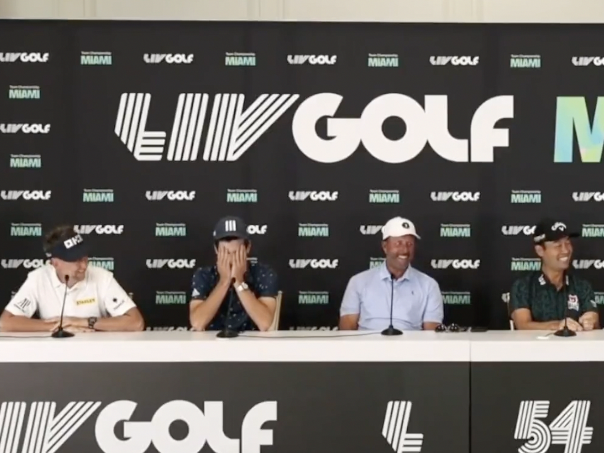Not sure its possible to play any slower – Things got awkward between Ian Poulter and Kevin Na at LIV presser pic
